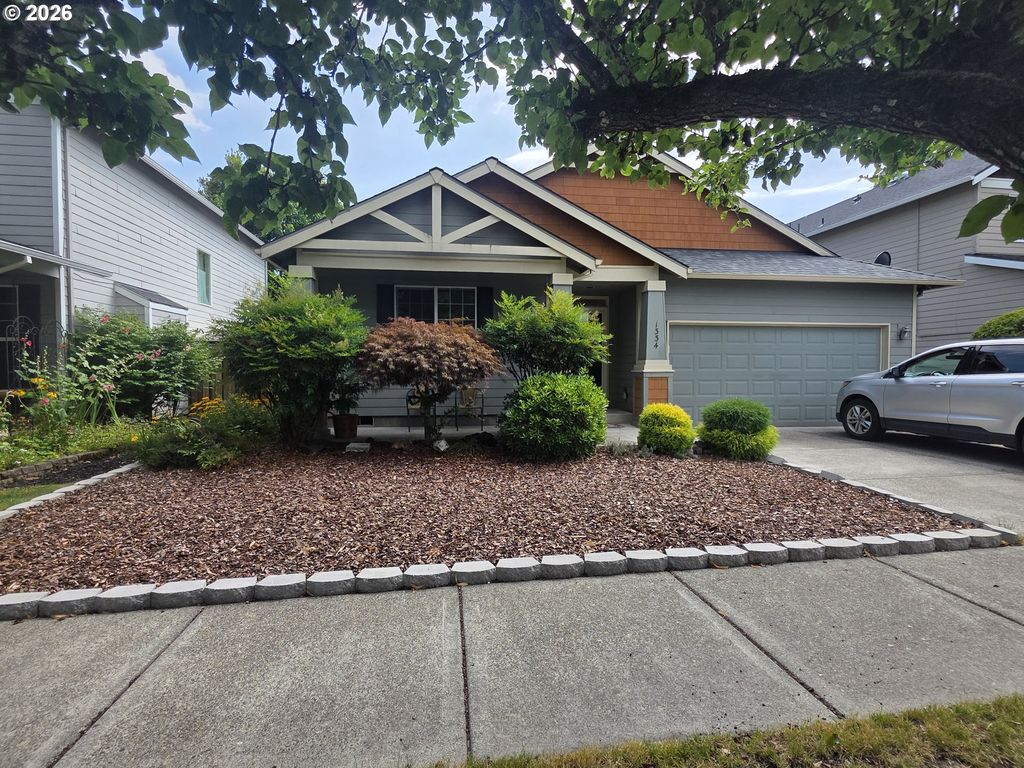 1334 34TH Pl, Forest Grove, OR 97116