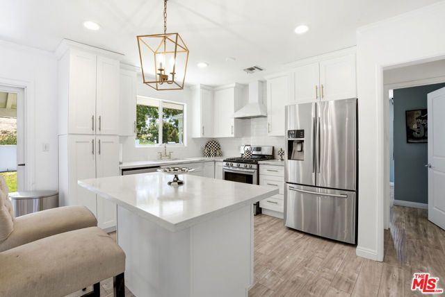 10416 Glory Avenue, Tujunga (los Angeles), CA 91042