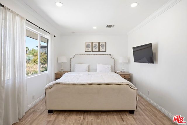 10416 Glory Avenue, Tujunga (los Angeles), CA 91042