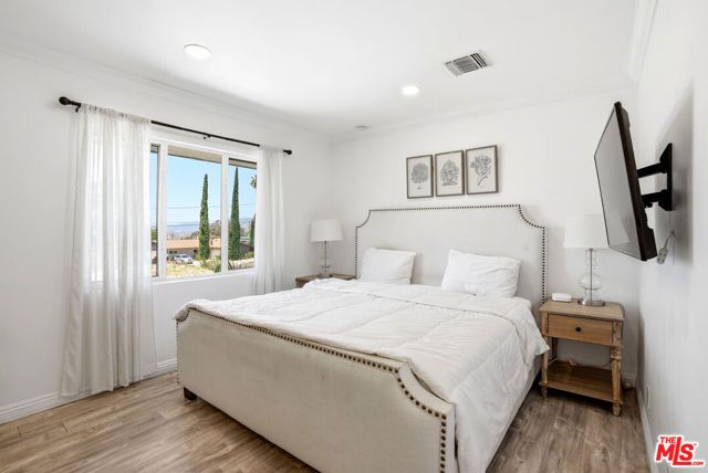 10416 Glory Avenue, Tujunga (los Angeles), CA 91042