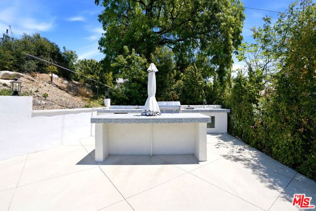 10416 Glory Avenue, Tujunga (los Angeles), CA 91042