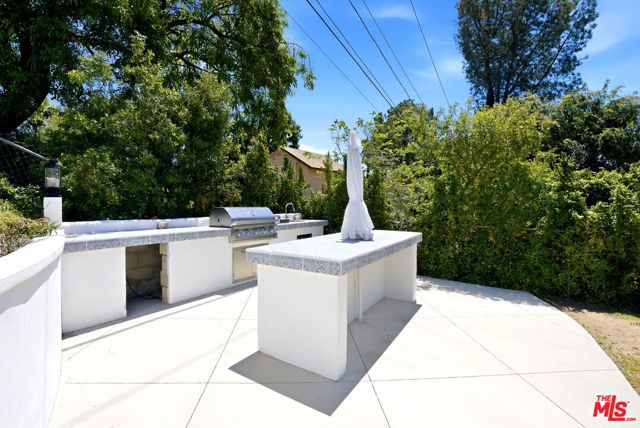 10416 Glory Avenue, Tujunga (los Angeles), CA 91042