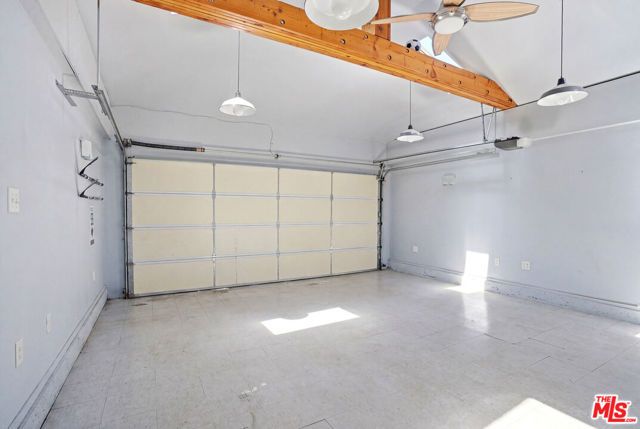 10416 Glory Avenue, Tujunga (los Angeles), CA 91042