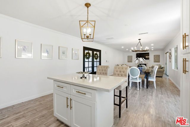10416 Glory Avenue, Tujunga (los Angeles), CA 91042