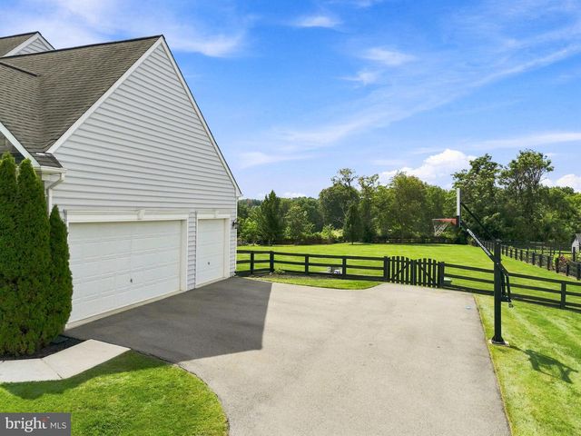15169 CORONET PL, Waterford, VA 20197