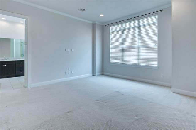 2209 Chenevert Street C, Houston, TX 77003