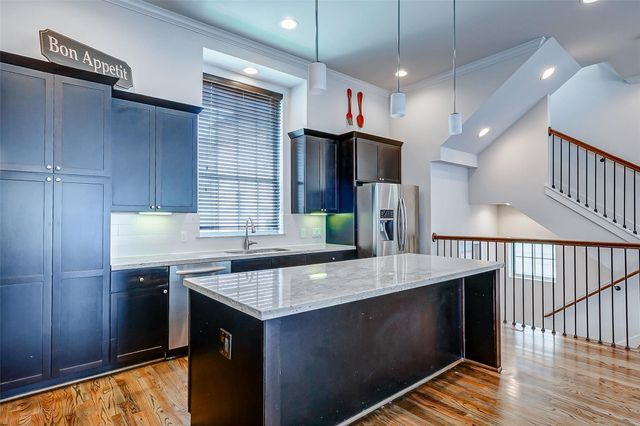 2209 Chenevert Street C, Houston, TX 77003