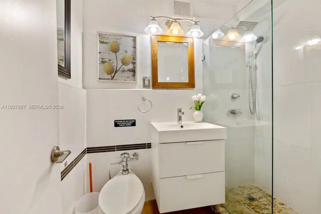 255 W 24th Street 234, Miami Beach, FL 33140
