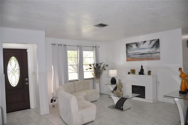 710 AQUI ESTA DRIVE, Punta Gorda, FL 33950