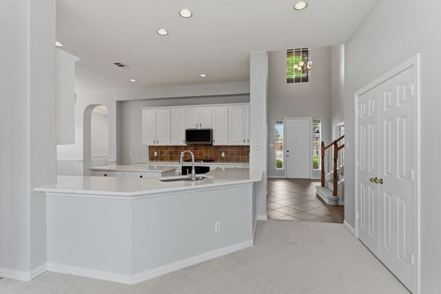 1117 Apache Lake Drive, Carrollton, TX 75010