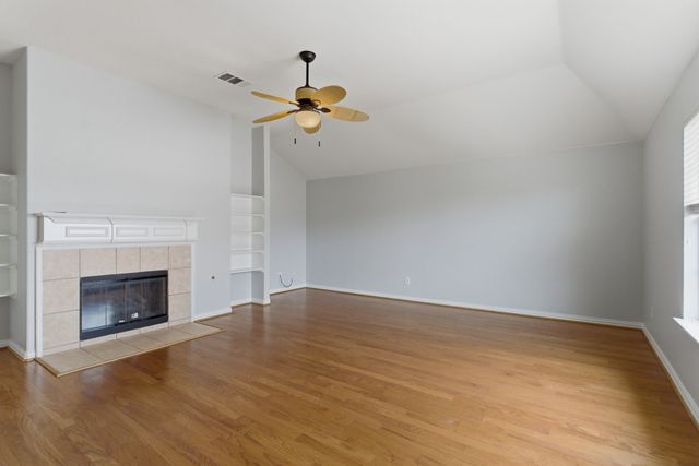 1117 Apache Lake Drive, Carrollton, TX 75010