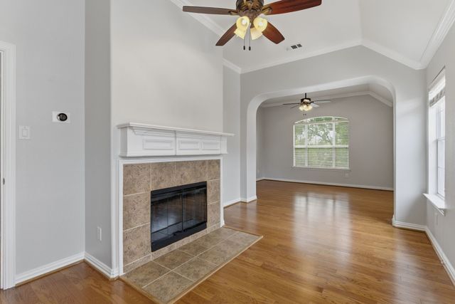 1117 Apache Lake Drive, Carrollton, TX 75010