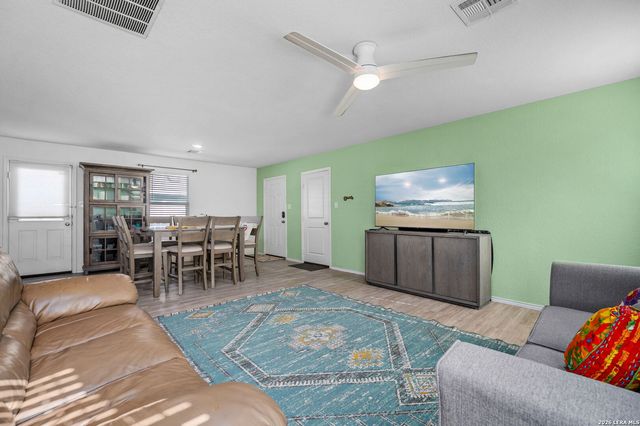 4118 Southton Tarn, San Antonio, TX 78223