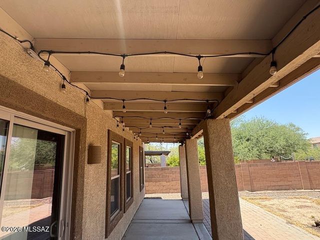 7514 W Phobos Drive, Tucson, AZ 85743