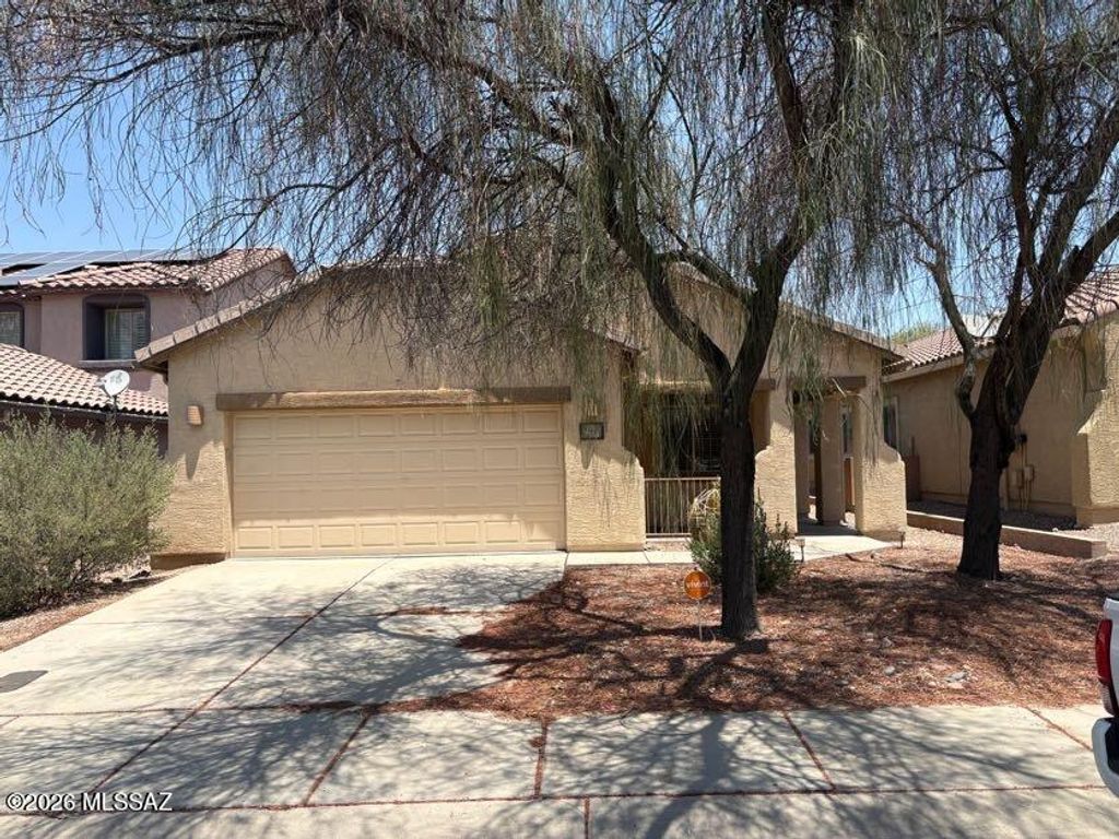 7514 W Phobos Drive, Tucson, AZ 85743