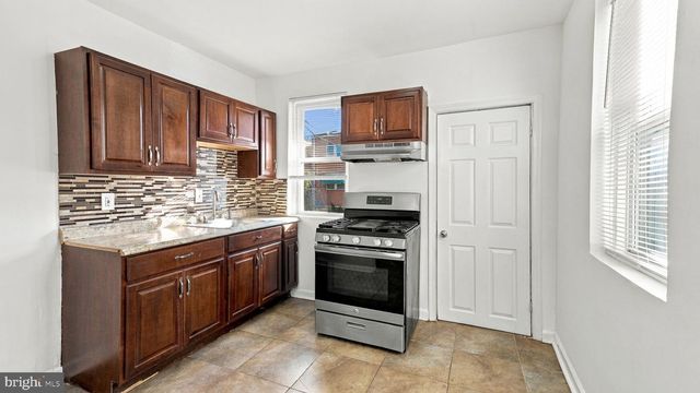 5829 N HOPE ST, Philadelphia, PA 19120