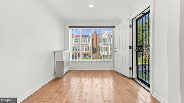 5829 N HOPE ST, Philadelphia, PA 19120