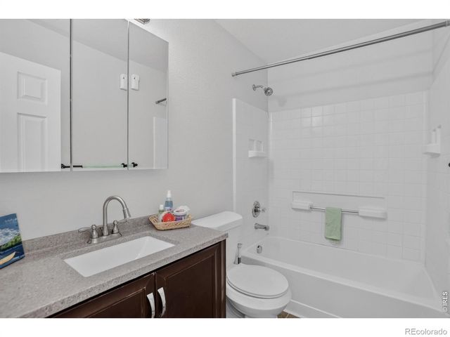 11421 Ebony Street, Longmont, CO 80504