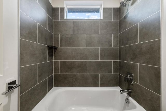 1205 Vine Maple Drive, Klamath Falls, OR 97601