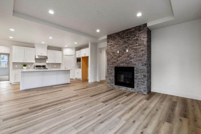 1205 Vine Maple Drive, Klamath Falls, OR 97601