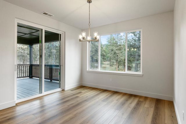 1205 Vine Maple Drive, Klamath Falls, OR 97601