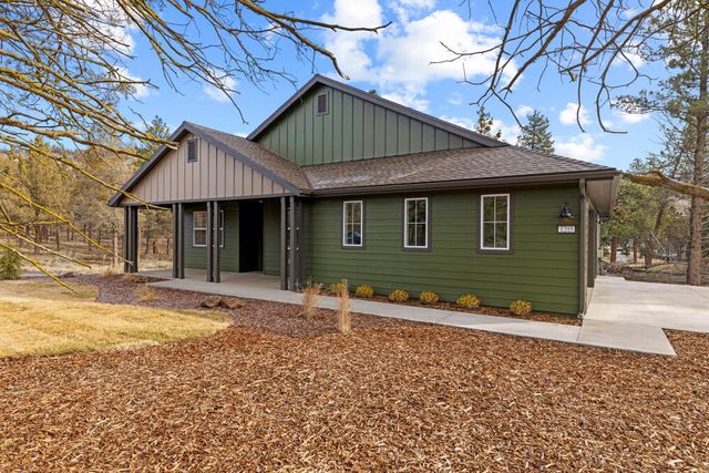 1205 Vine Maple Drive, Klamath Falls, OR 97601