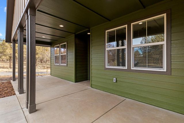 1205 Vine Maple Drive, Klamath Falls, OR 97601