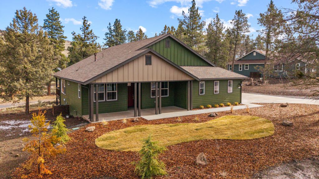 1205 Vine Maple Drive, Klamath Falls, OR 97601