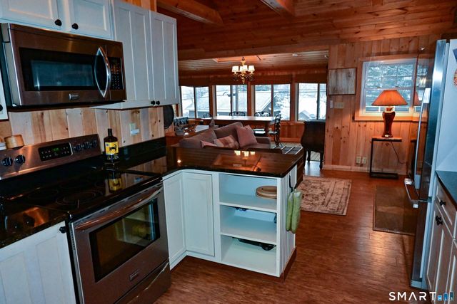 2 Glenway, New Fairfield, CT 06812