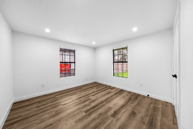 305 E Kirby, Quinlan, TX 75474