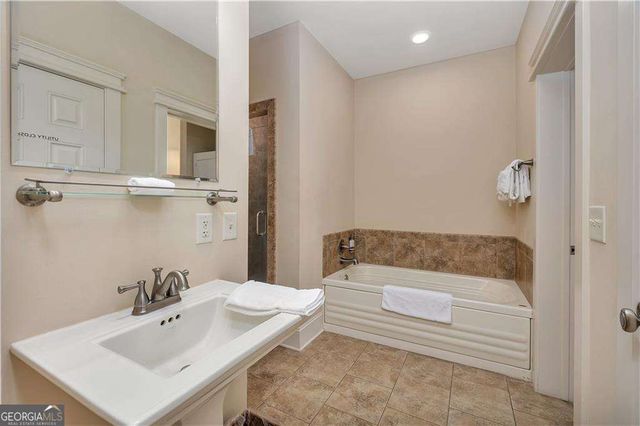 1015 Beachview Drive 205, St. Simons, GA 31522