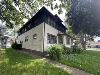 2125 Taylor AVENUE #2127A, 2127B, Racine, WI 53403