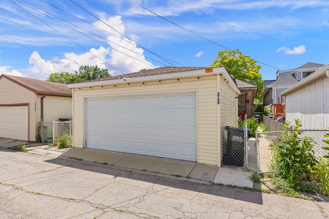 2709 N 76th Court, Elmwood Park, IL 60707