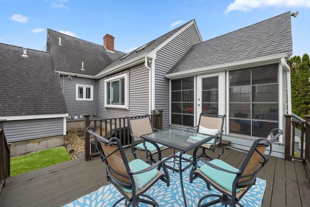 11 Lackey St, Westborough, MA 01581