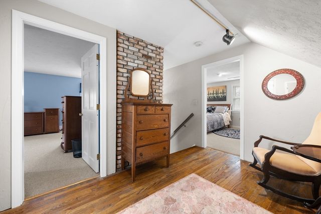 11 Lackey St, Westborough, MA 01581