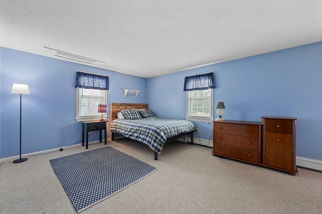 11 Lackey St, Westborough, MA 01581