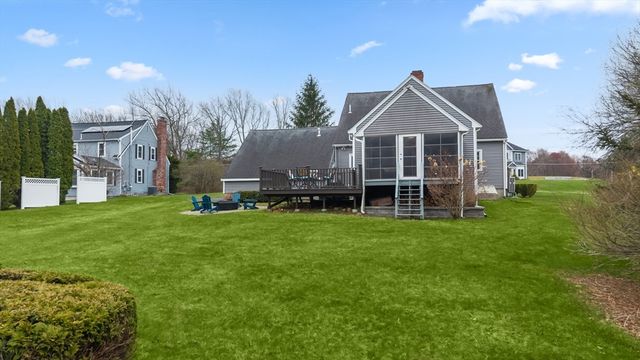 11 Lackey St, Westborough, MA 01581