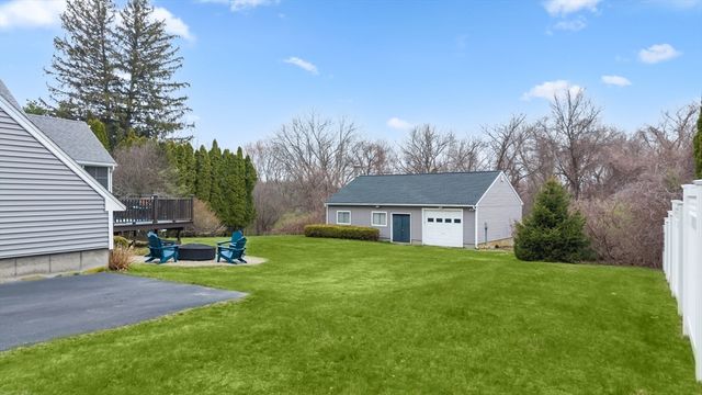 11 Lackey St, Westborough, MA 01581