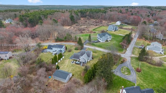 11 Lackey St, Westborough, MA 01581