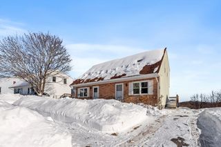 23-B Timrod Dr, Worcester, MA 01603