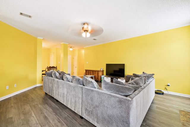 98 Westfield Loop, Little Rock, AR 72210