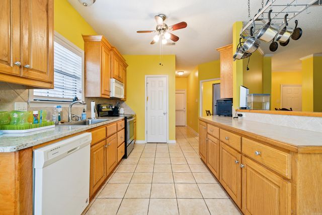 98 Westfield Loop, Little Rock, AR 72210