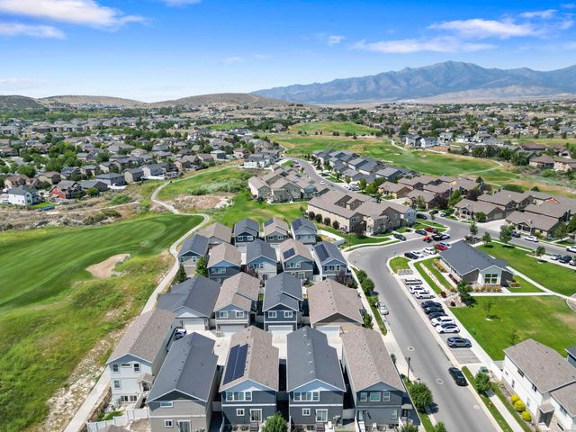 8645 N CYPRESS ALY, Eagle Mountain, UT 84005