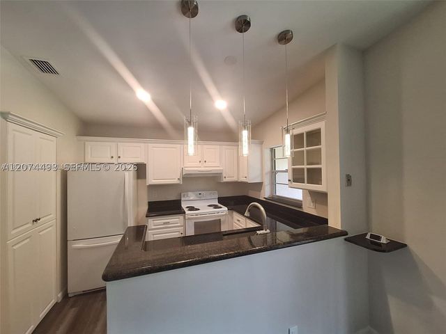 22280 Timberly Dr 22280, Boca Raton, FL 33428
