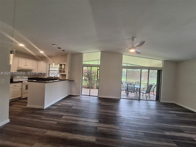 22280 Timberly Dr 22280, Boca Raton, FL 33428