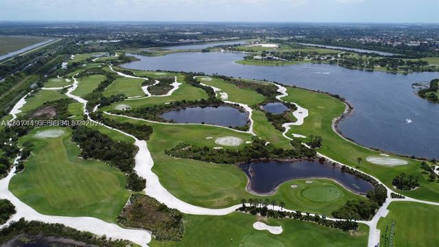 22280 Timberly Dr 22280, Boca Raton, FL 33428