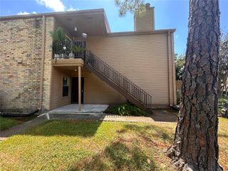 10555 Turtlewood Court 102, Houston, TX 77072