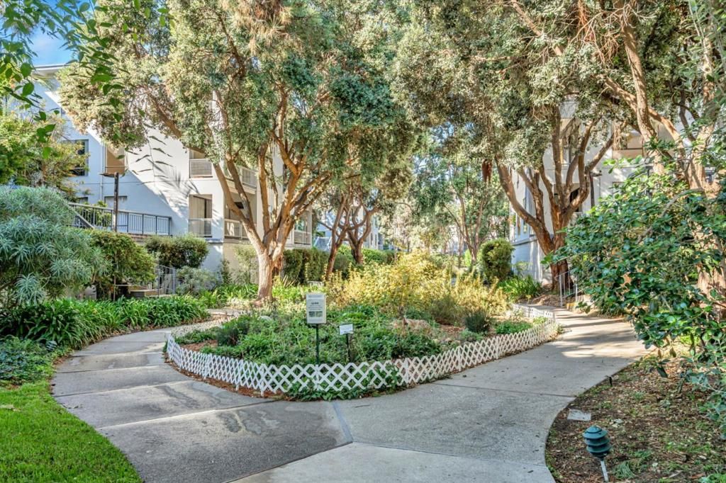 4 Anchor Drive F230, Emeryville, CA 94608