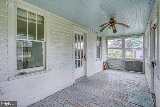 461 HARTLY RD, Hartly, DE 19953