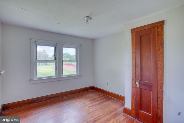 461 HARTLY RD, Hartly, DE 19953